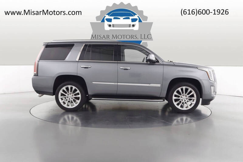 2019 Cadillac Escalade Luxury