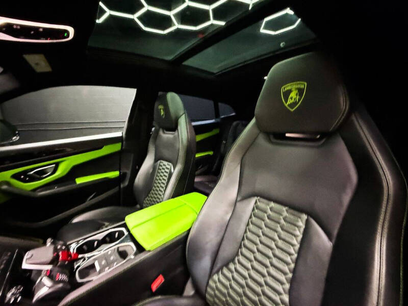 2021 Lamborghini Urus