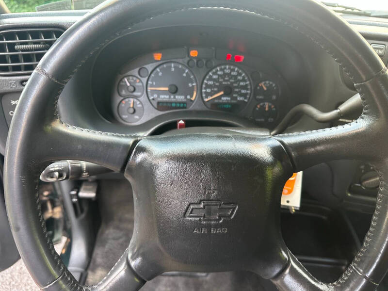 2003 Chevrolet S-10 LS