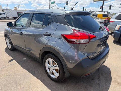 2020 Nissan Kicks S