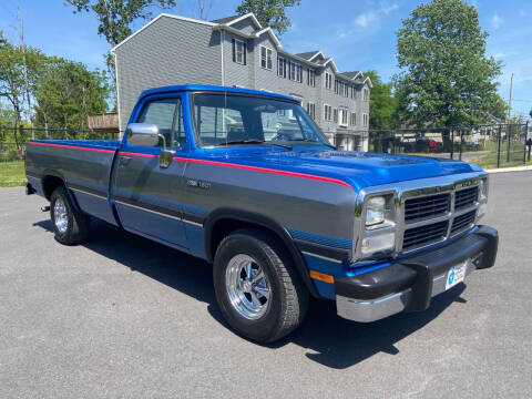 1992 Dodge RAM 150 LE