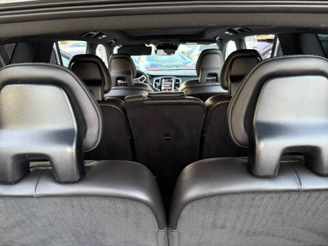 2017 Volvo XC90 T6 R-Design