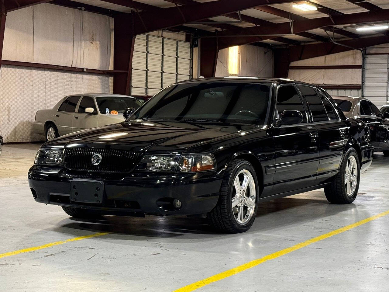 2003 Mercury Marauder for sale at Carnival Car Company in Victoria, TX