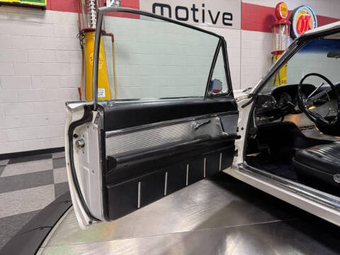 1962 Ford Thunderbird