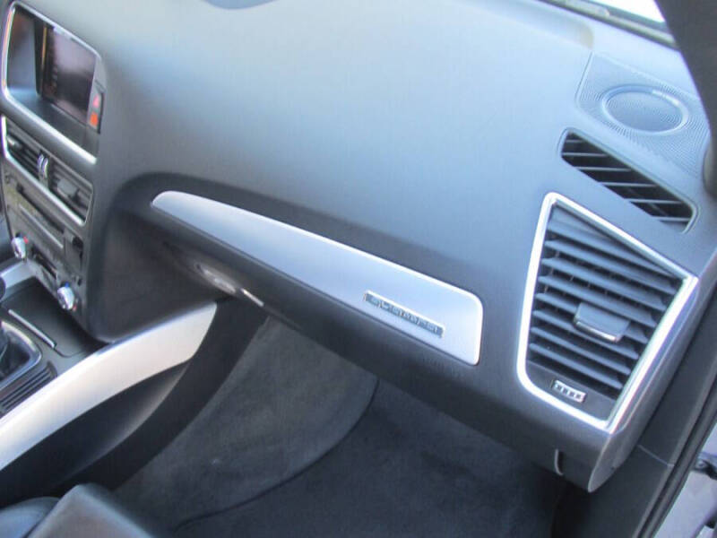 2017 Audi Q5 2.0T quattro Premium Plus