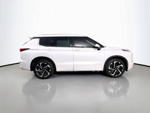 2022 Mitsubishi Outlander SEL