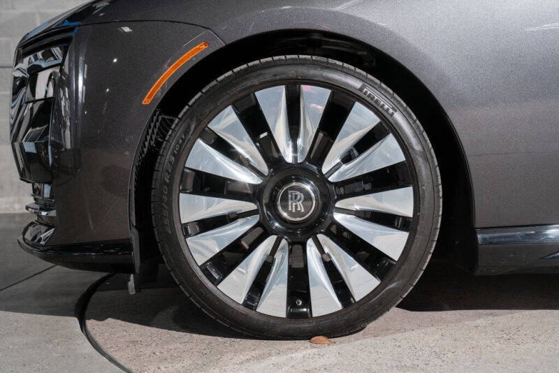 2024 Rolls-Royce Spectre