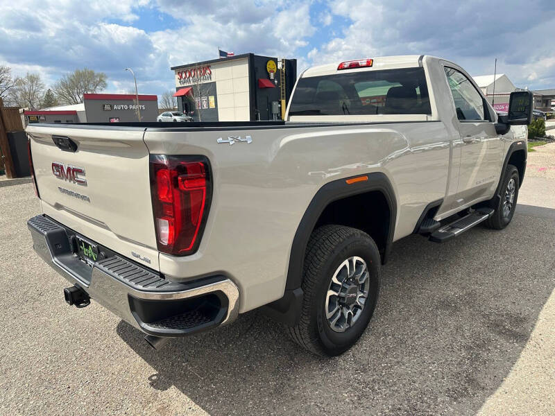 2026 GMC Sierra 3500HD SLE