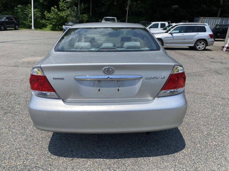 2006 Toyota Camry LE