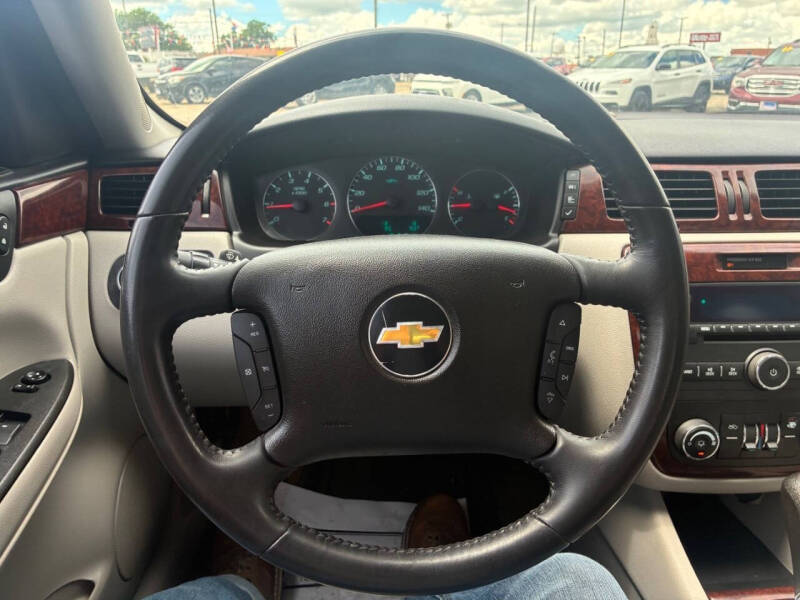 2011 Chevrolet Impala LT