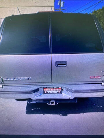 1999 GMC Suburban