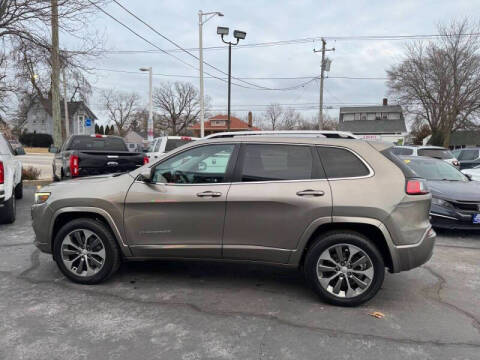 2019 Jeep Cherokee Overland