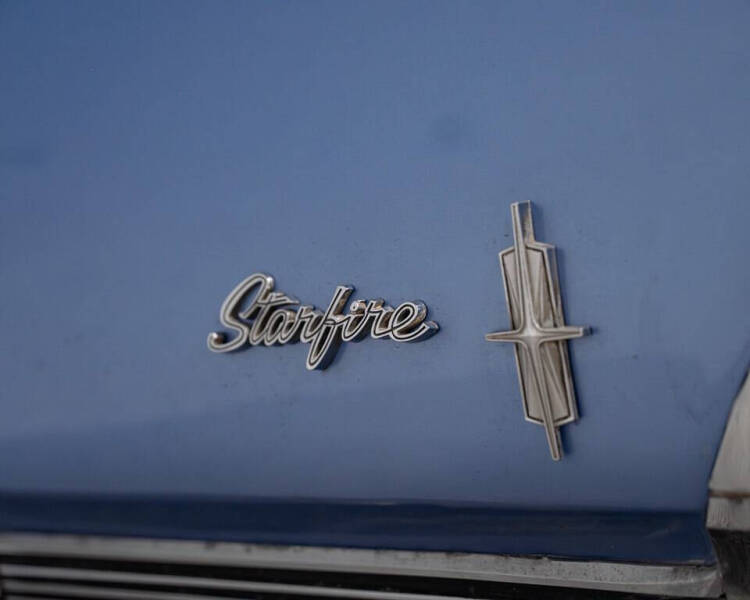 1965 Oldsmobile Starfire