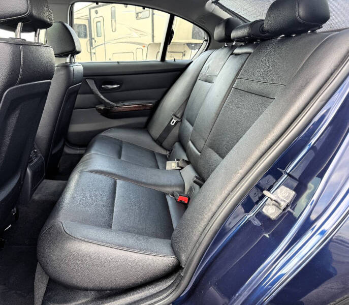2011 BMW 3 Series 328i