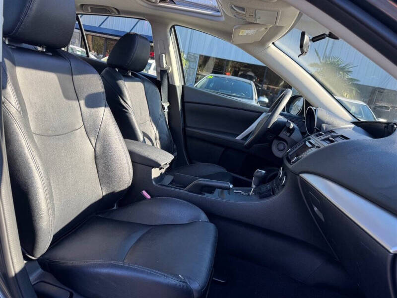2013 Mazda MAZDA3