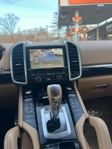 2011 Porsche Cayenne Tiptronic