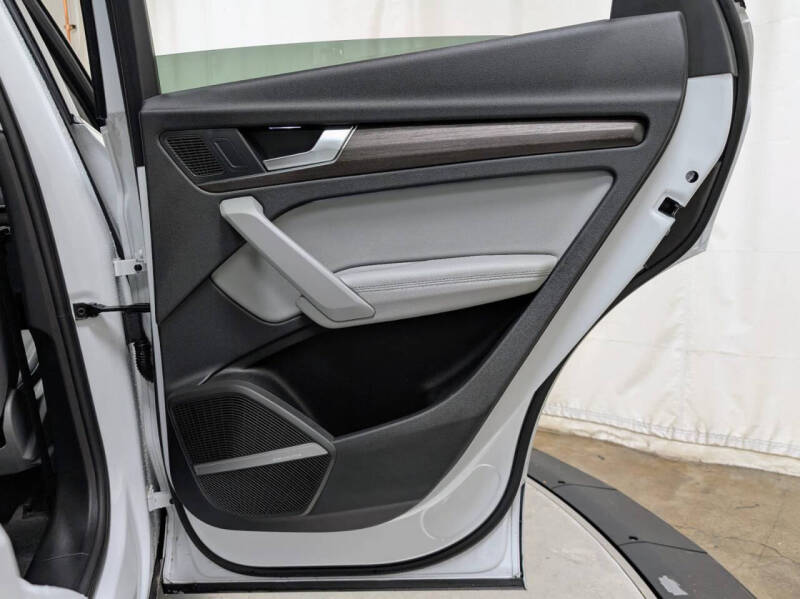 2024 Audi Q5 e quattro S line Prem Pl 55 TFSI