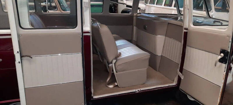 1973 Volkswagen Bus