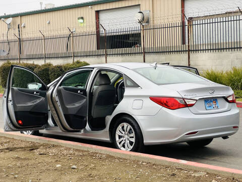 2011 Hyundai Sonata GLS