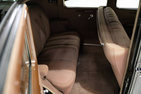 1937 Packard Super Eight