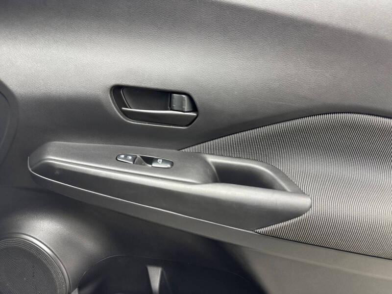2018 Nissan Kicks S