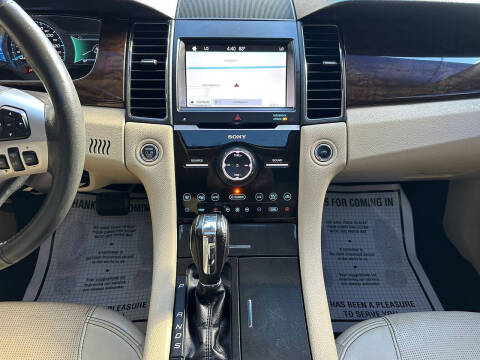 2019 Ford Taurus Limited