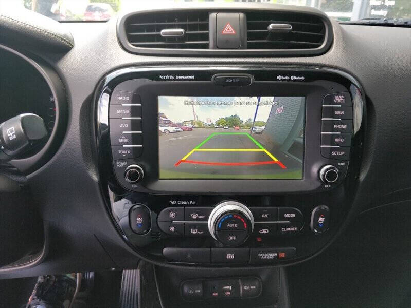 2015 Kia Soul +