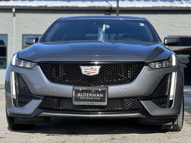 2022 Cadillac CT5 Sport