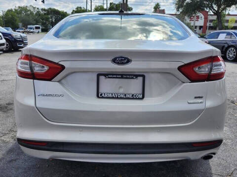2013 Ford Fusion SE