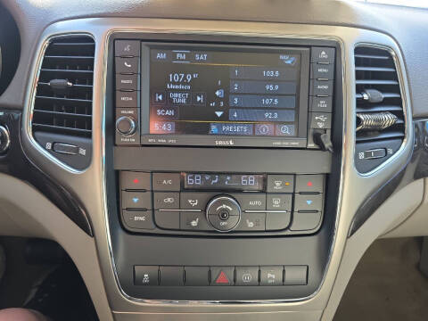 2011 Jeep Grand Cherokee Laredo