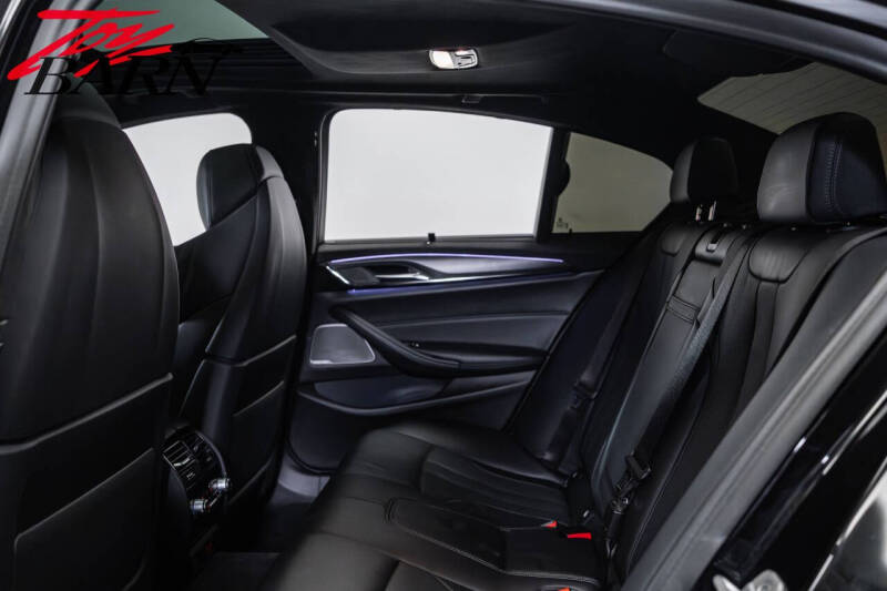 2022 BMW M5
