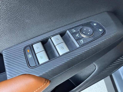 2023 Mitsubishi Outlander PHEV SEL