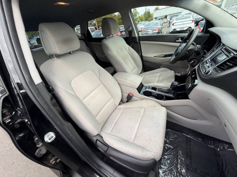 2017 Hyundai Tucson SE