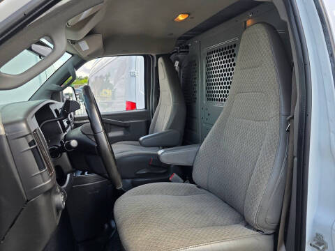 2020 Chevrolet Express 2500