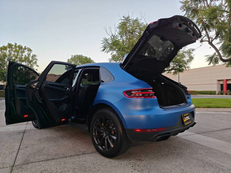 2018 Porsche Macan