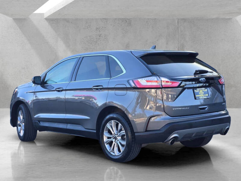 2024 Ford Edge Titanium