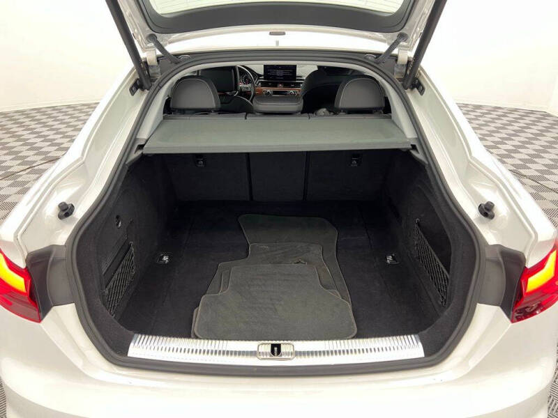 2022 Audi A5 Sportback quattro Premium 40 TFSI