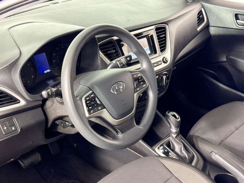 2019 Hyundai Accent SE