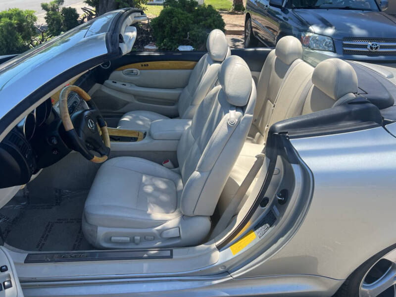 2003 Lexus SC 430