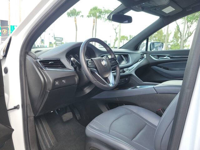 2024 Buick Enclave Essence