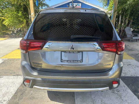 2017 Mitsubishi Outlander ES