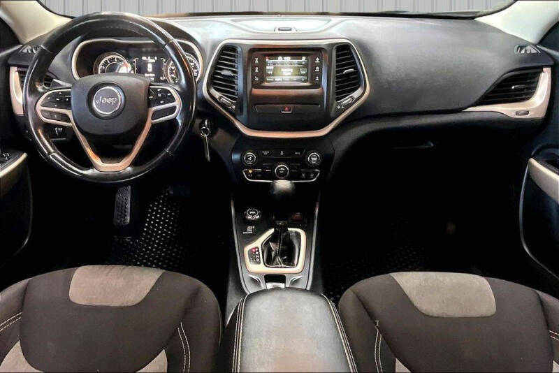 2018 Jeep Cherokee Latitude
