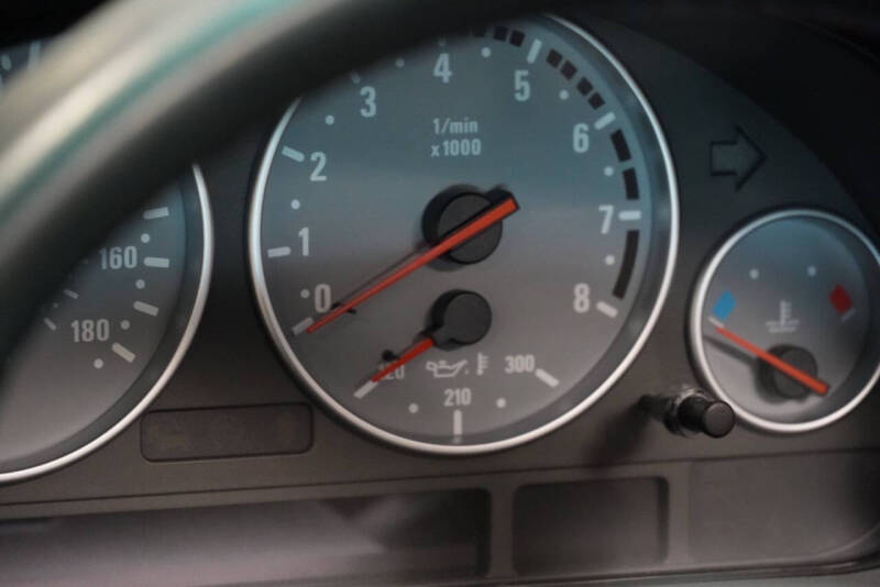 2001 BMW M5