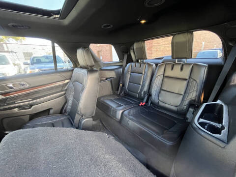 2017 Ford Explorer Platinum