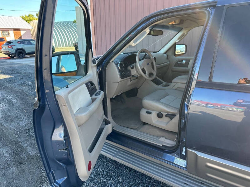2004 Ford Expedition Eddie Bauer