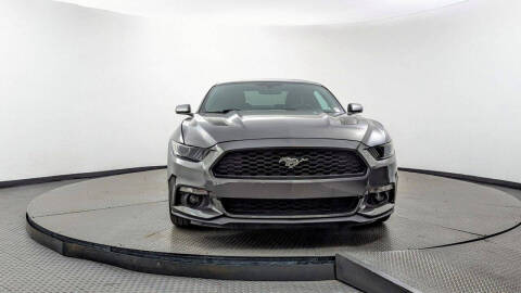 2016 Ford Mustang EcoBoost Premium