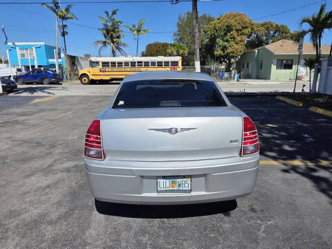 2005 Chrysler 300