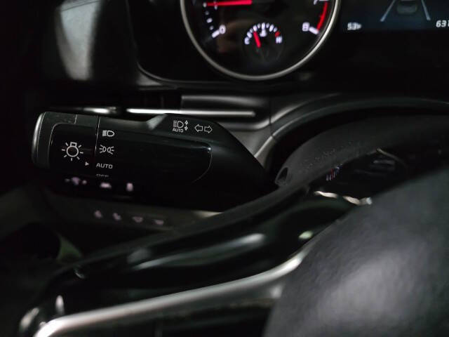 2022 Kia Carnival EX