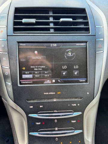 2014 Lincoln MKZ Hybrid