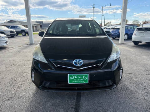 2012 Toyota Prius v Two